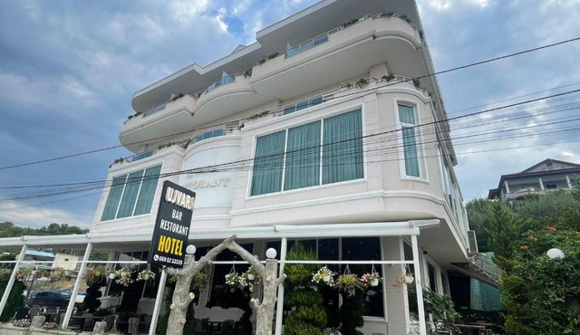 HOTEL UJVARA