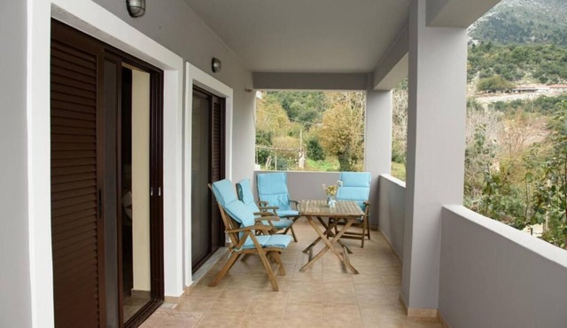 House Evia offers a spacious family holiday home. Ideal for relaxation