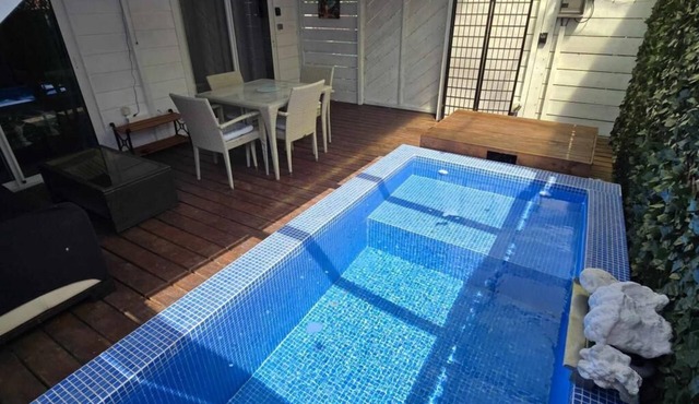 House with swimming pool Moorea