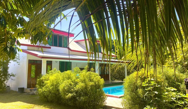 HUAHINE - Fare Tiareiti