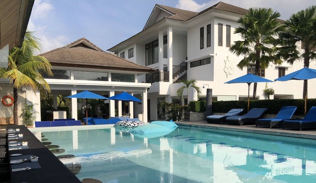 Ideal location Seminiak 200 sea Beautiful villa with pool for 6