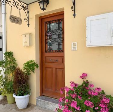 Ifigenia Apartments
