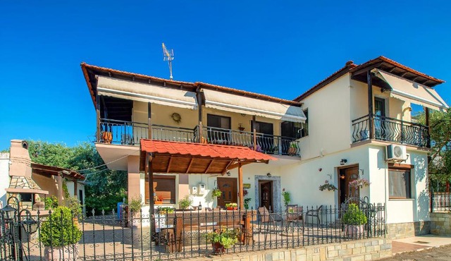Ilioni Studios