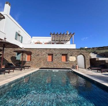 Imarkellis Tinos Boutique Villas
