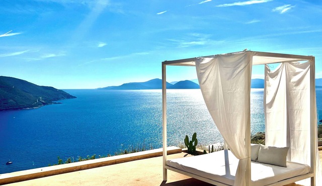 Independent Villa With Private Pool