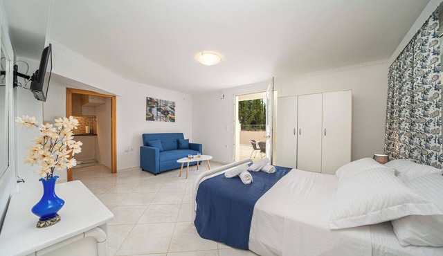 Irene Luxury Studio - 10 min drive to Lassi and Argostoli