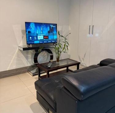 island payless private room