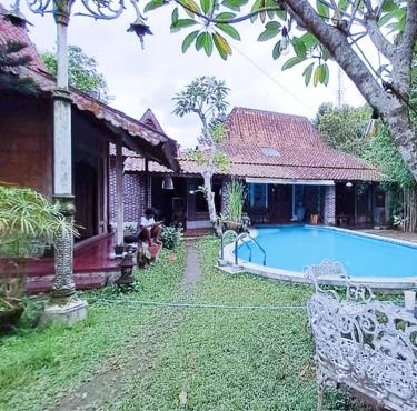 Java Rustic Villa