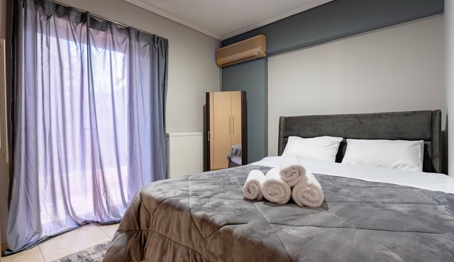 Kalithea train station 1bedroom 2persons