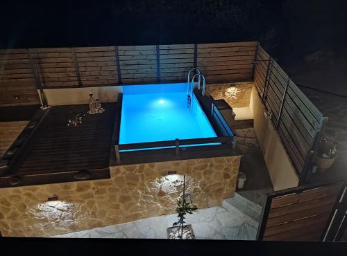 Kamara village house with private pool