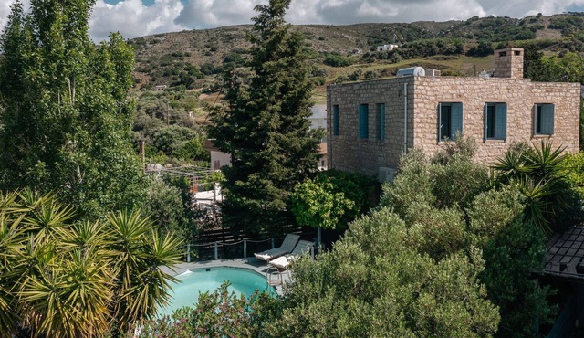 Kandinella,serene villa,pool,Mountains,Near taverns