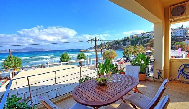 Kastellina - Vacation rental near the beach in Almyrida in Crete