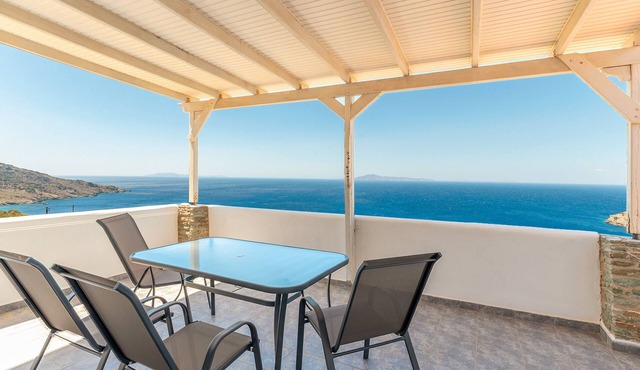 'KNA Studio C' with Sea View, Wi-Fi and Air Conditioning