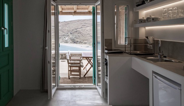 Kyon Beach Suites Kythnos