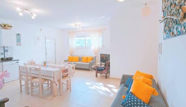 Lakithra cozy flat for 2