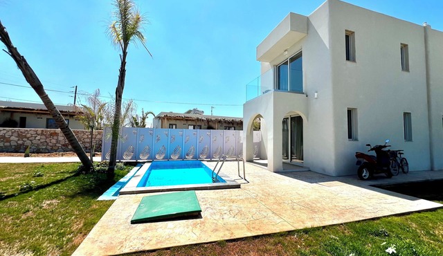 Le palme Beach Rhodes- Mountain View Pool Villa