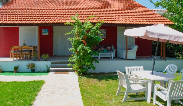 LeMaMi Seafront Bungalows
