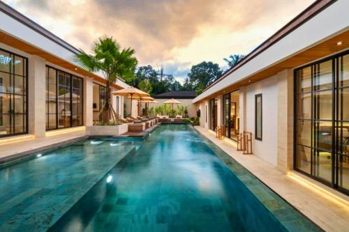 Levana Elegant 9 BR Private Pool Villa
