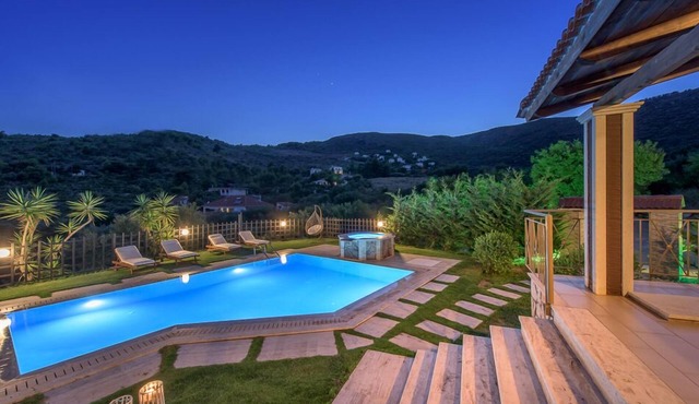 Limneon Villas