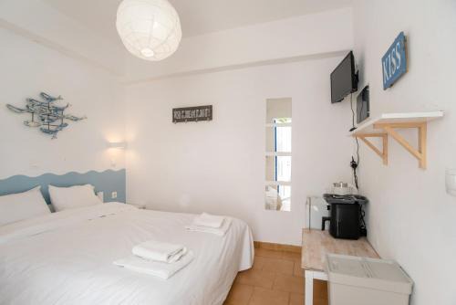 Livadia Seaside Studios 6