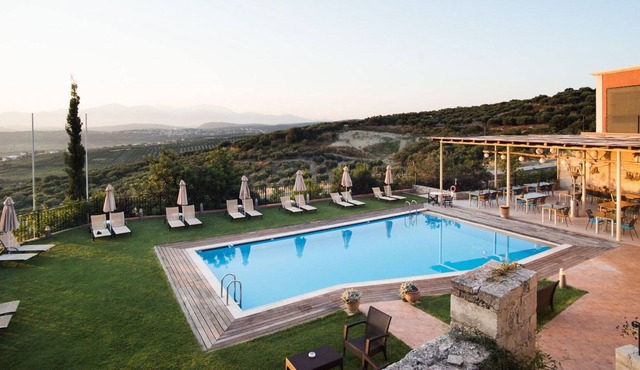 Lovely apartment for 3 guests with pool, A/C, WIFI, TV and balcony