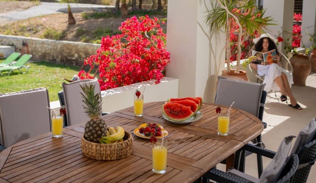 Luisa Holiday Home