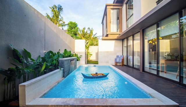 Luxury, 4 bedroom villa in Tanah Lot Area