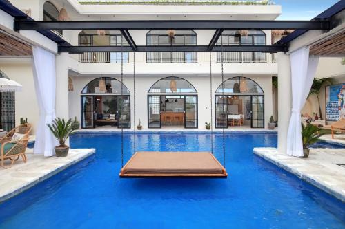Luxury Homes Abroad & LHL Magazine Featured Villa
