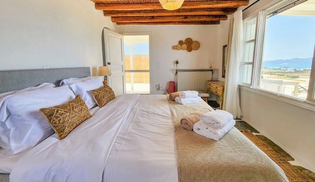 Luxury Paros Suite | Suite Orchid | Exclusive Suite with Furnished Terrace