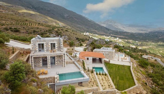Luxury Rethymnon Villa | 2 Bedrooms | Villa Grimmjow | Breathtaking Sea Views