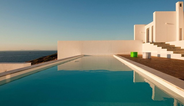 Luxury villa with private pool, sea front, walking distance to the beach