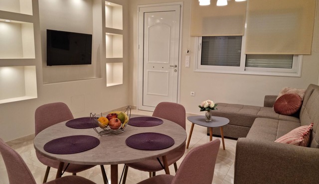 Ma Maison Rose - Apartment in Rhodes at Kremasti village, near the airport