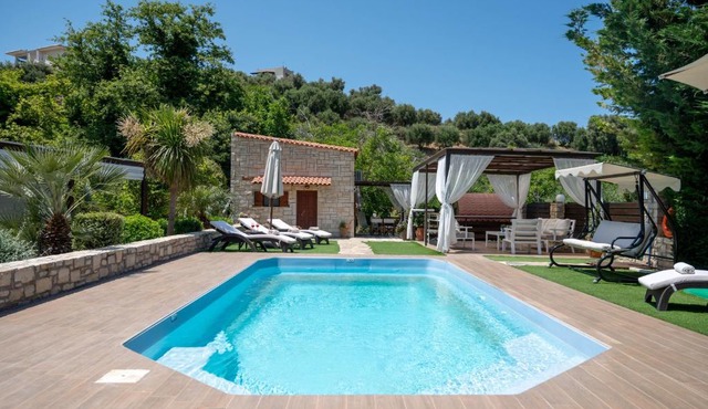 Maratho Villa - with Private Pool