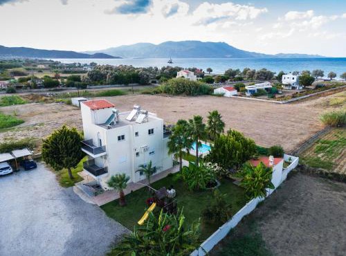 Martimi Private 3 Apartments with Pool, Heated Jacuzzi and Sauna, 2 Apartments with Sea View, 200m from Beach, BBQ, Playground, Mini Football Pitch