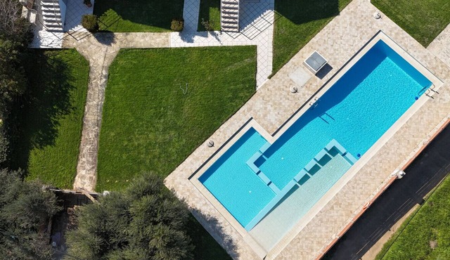 Mati apartment-Near Almyrida Beach-shared pool