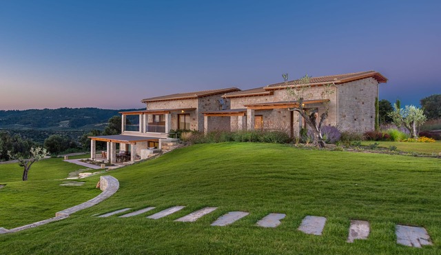 Mint Retreat Suites