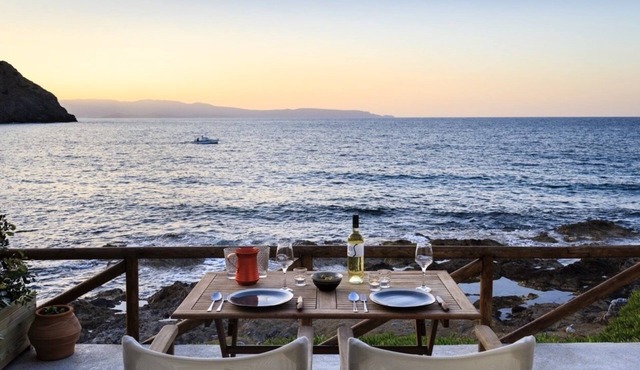 Mochlos Waterside - One Bedroom Villa, Sleeps 2