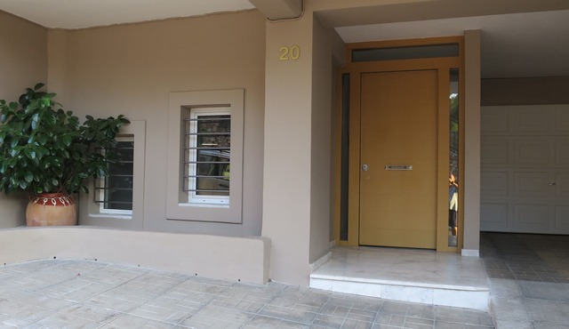 Modern Apartment near Acropolis Peaceful Location