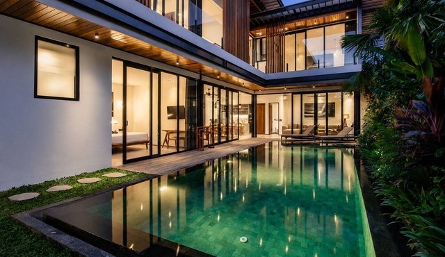 Modern Boho 5br, 200m to Canggu's Beachfront