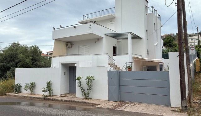 Modern maisonette with about 2 km from Beach bar restorant at Galazia Akti beach