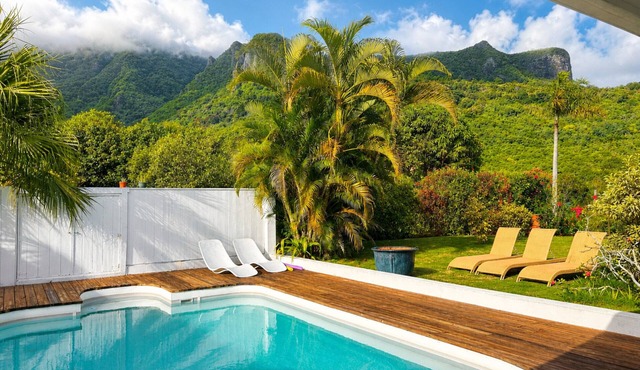 MOOREA - Fare HANAHEI