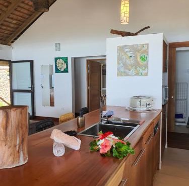 Moorea Lodge Bungalow