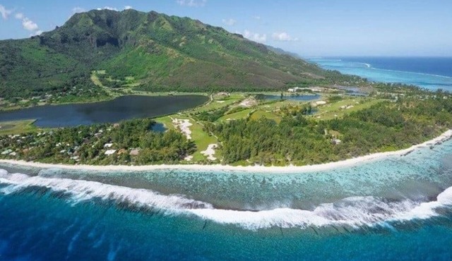 Moorea Temae Villa Walking Distance Private Beach and Golf