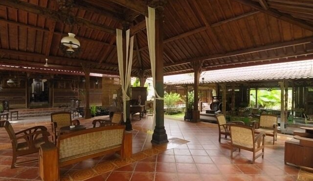 Mulyodiharjo single traditional Javanese