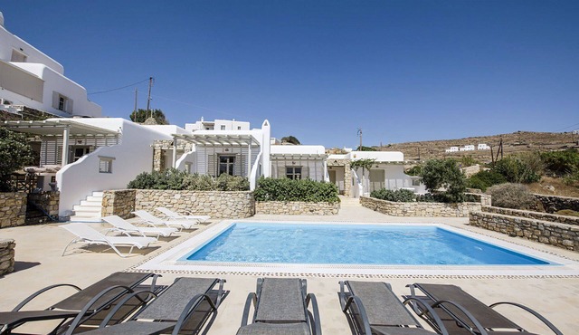 My Rental Homes - Marvi House with shared pool