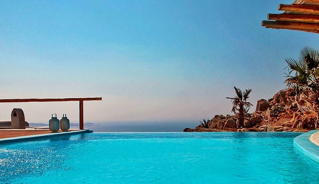 My Rental Homes - Sunkiss Villa with infinity pool and sea view