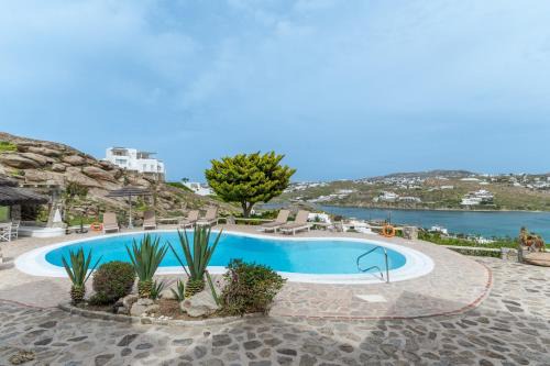 Myconian V Pool Residence