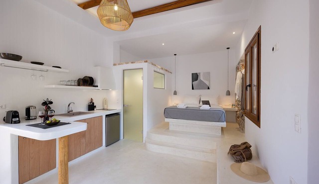 Naxos boutique suites 1
