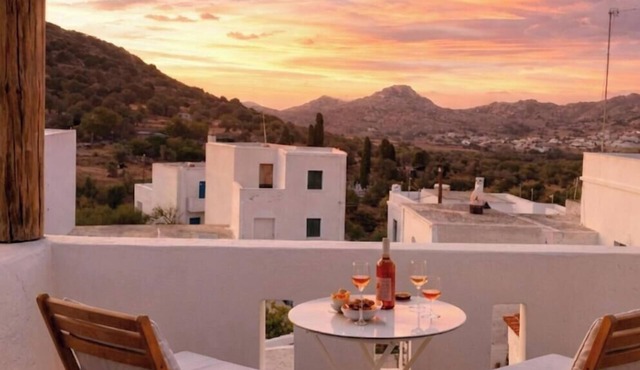 Naxos Damarionas Retreat | Newly Renovated Cycladic House with Views