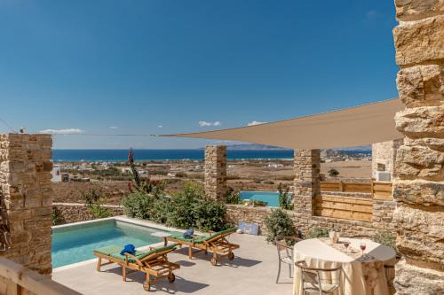 Naxos near Kastraki beach house with sea view and pool